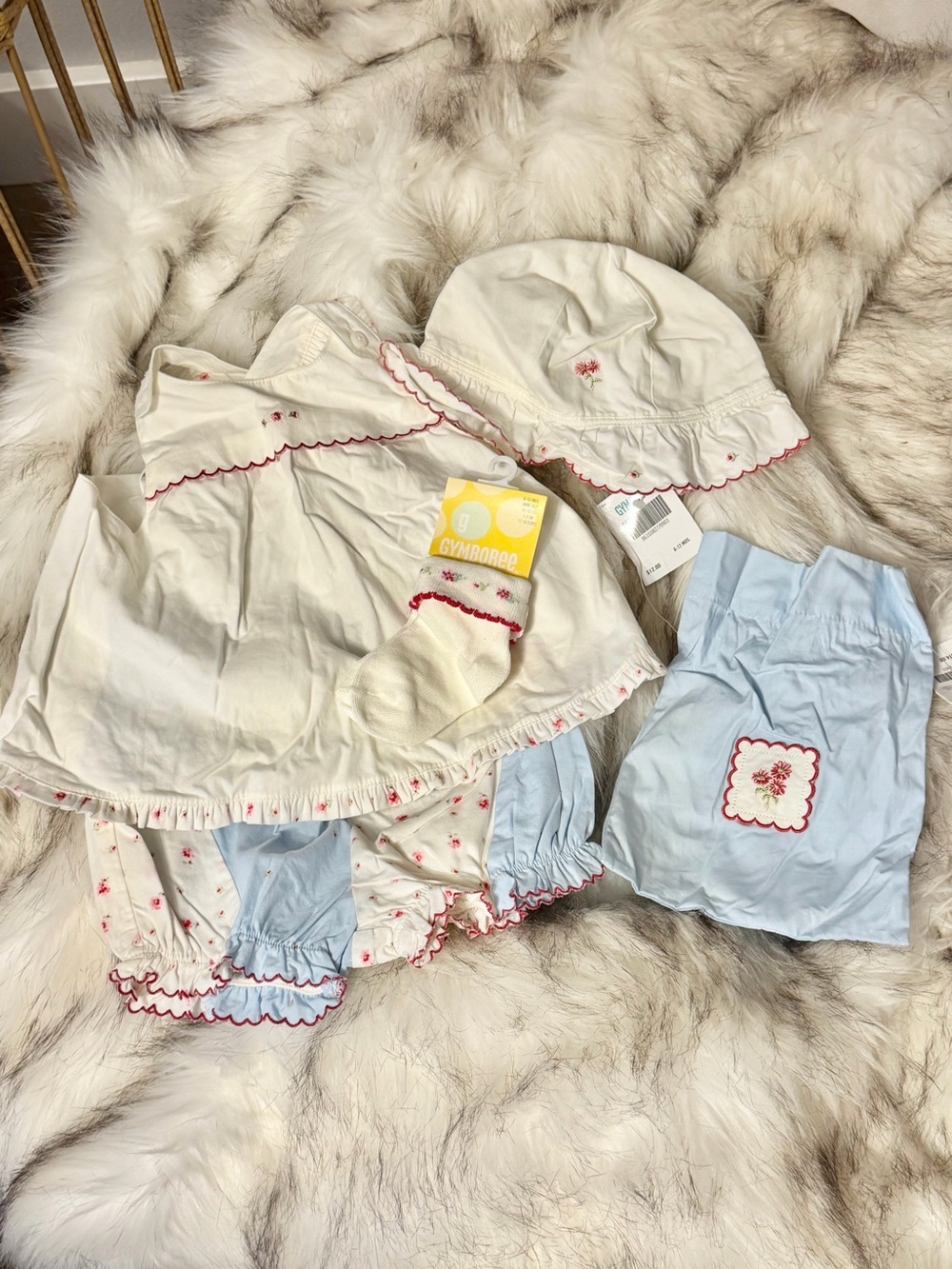NWT Gymboree Baby Girl Cream & Light Blue 4-Piece Bottoms Set